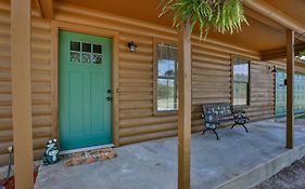 Tranquil 3-Bedroom Cabin Near Winstar Casino